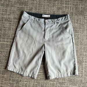 Travis Mathew Men’s Golf Shorts - Size 32